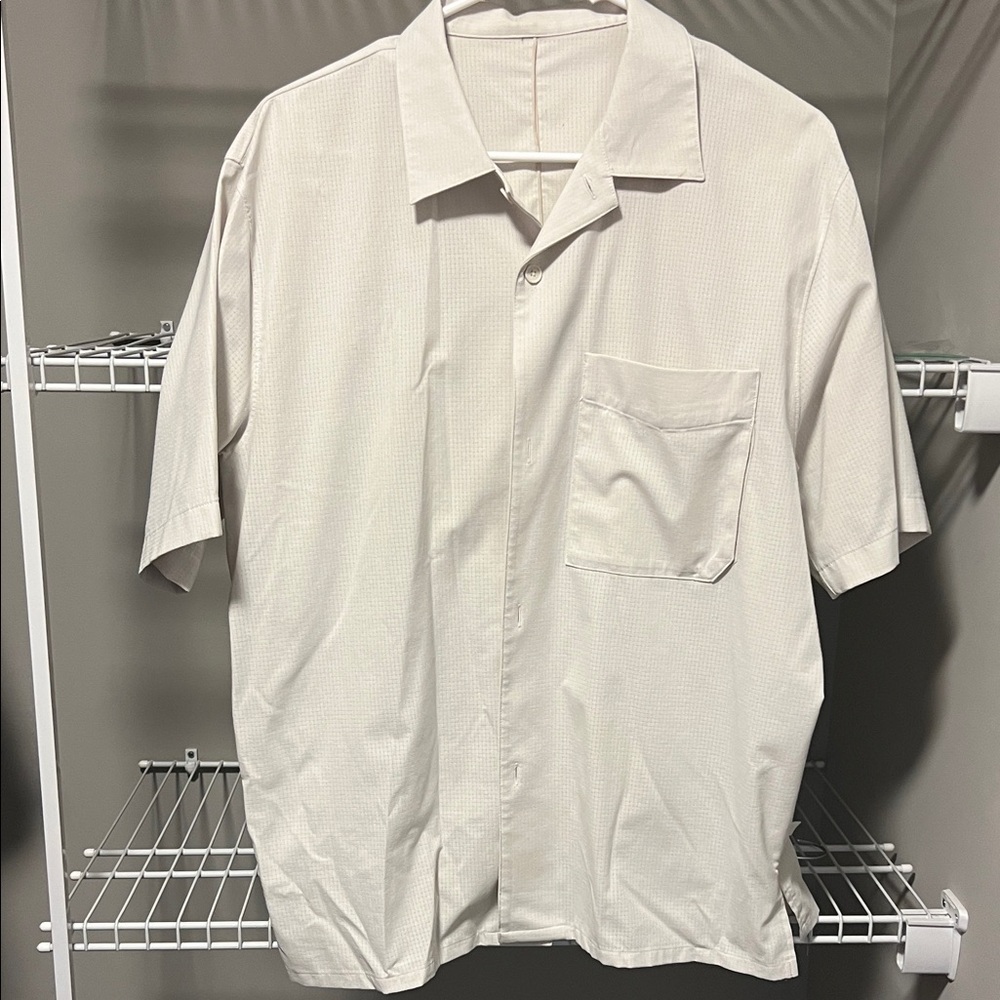 DSG Men's Short-Sleeve Button-Down Shirt in Cream